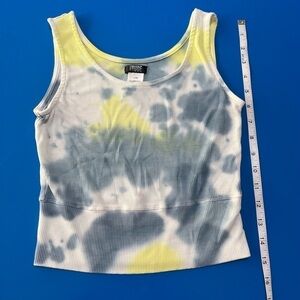 Truce Girl’s Knit Cropped Tie Dye Tank. Pristine Condition. Size 14